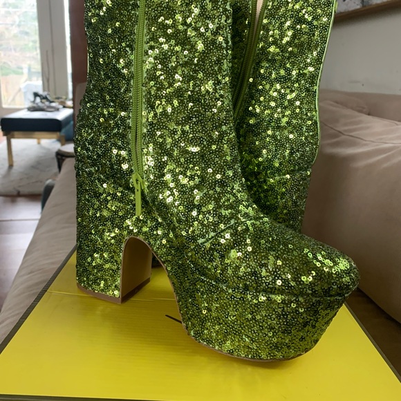 Circus NY by Sam Edelman New Still in Box never worn. Green Sequin Sparkly Boots - Picture 5 of 11